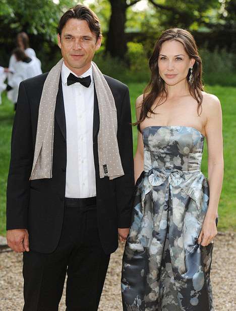 CSI NY Star Claire Forlani With Her Scottish Accent Looks Lovely She 